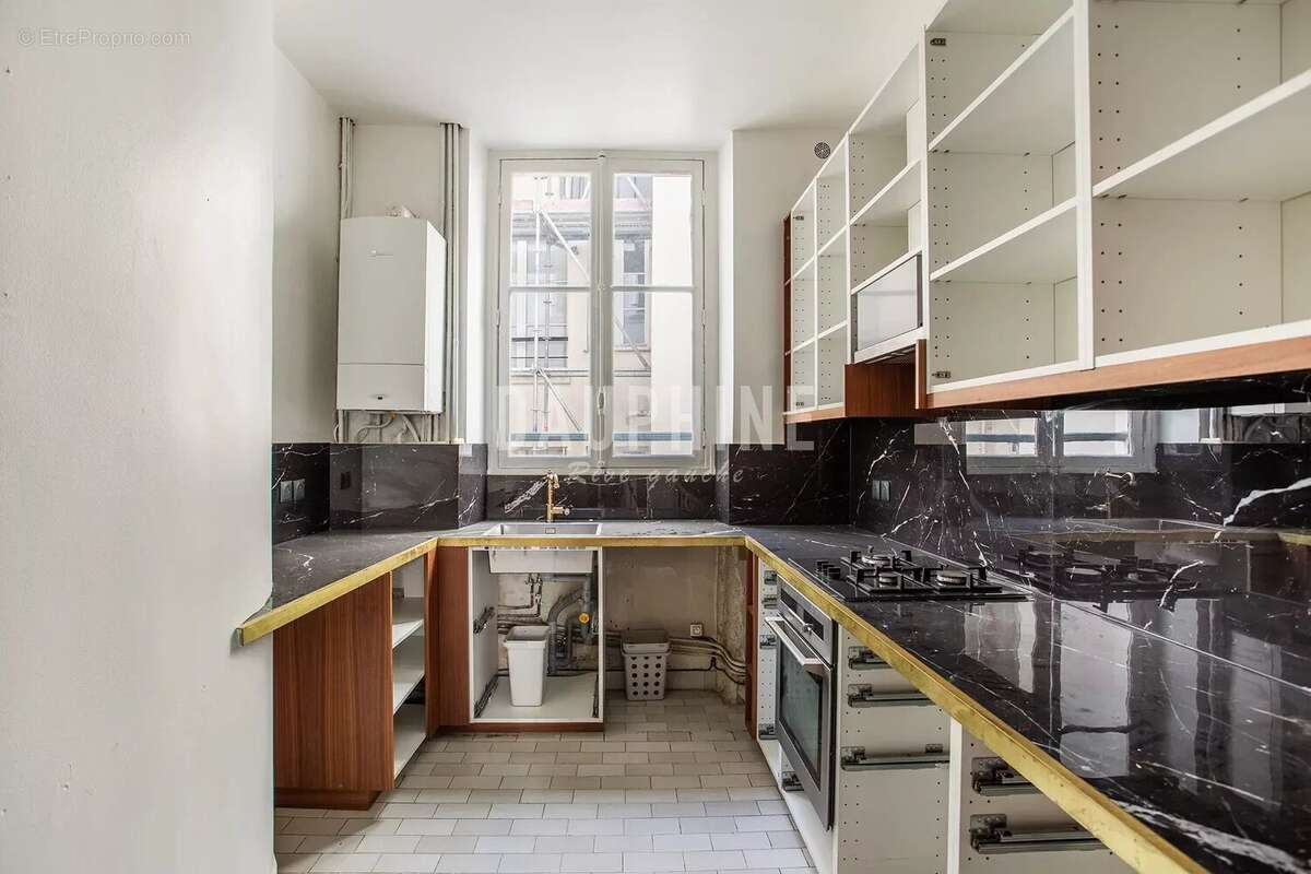 Appartement à PARIS-7E