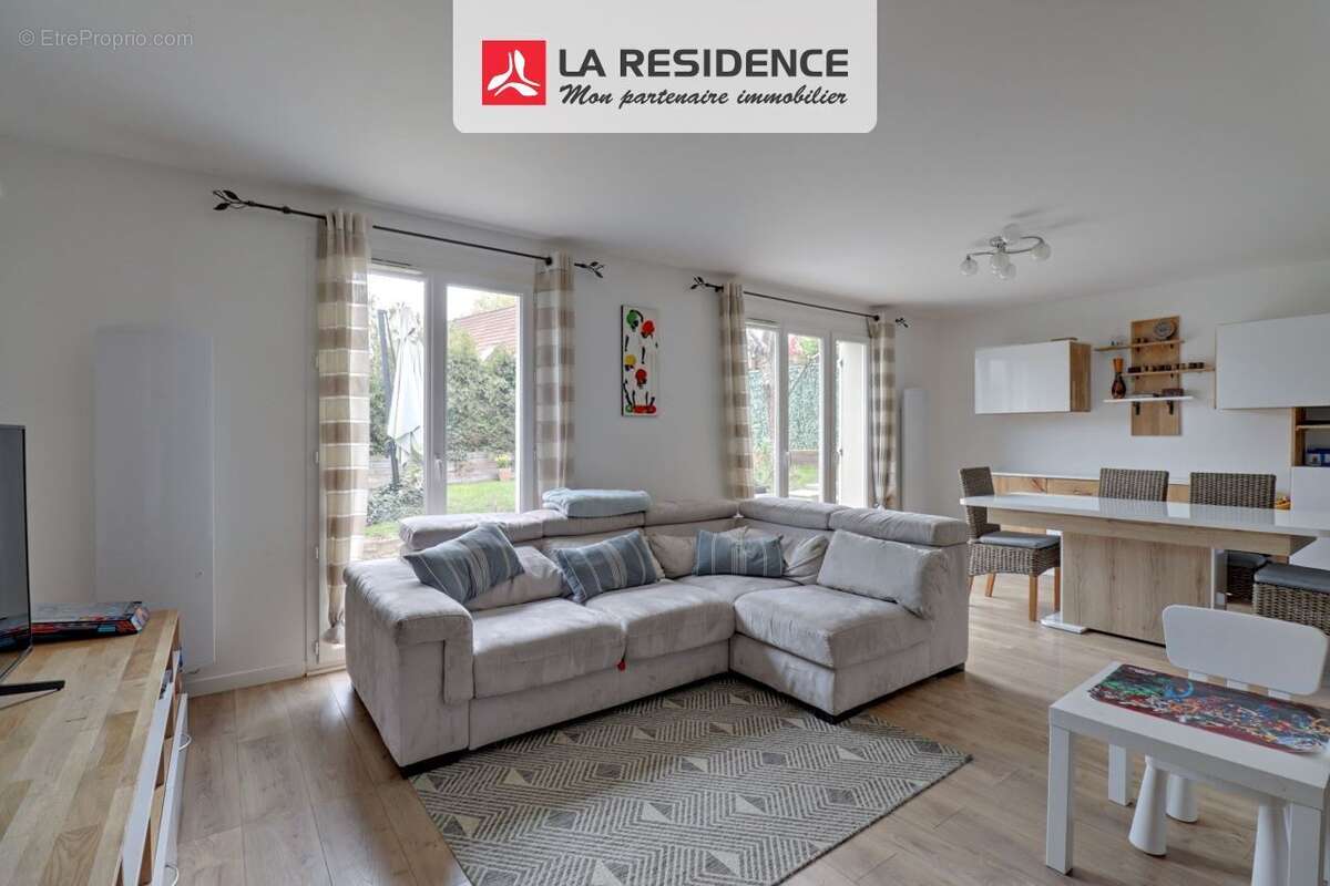 Maison à VILLIERS-SAINT-FREDERIC