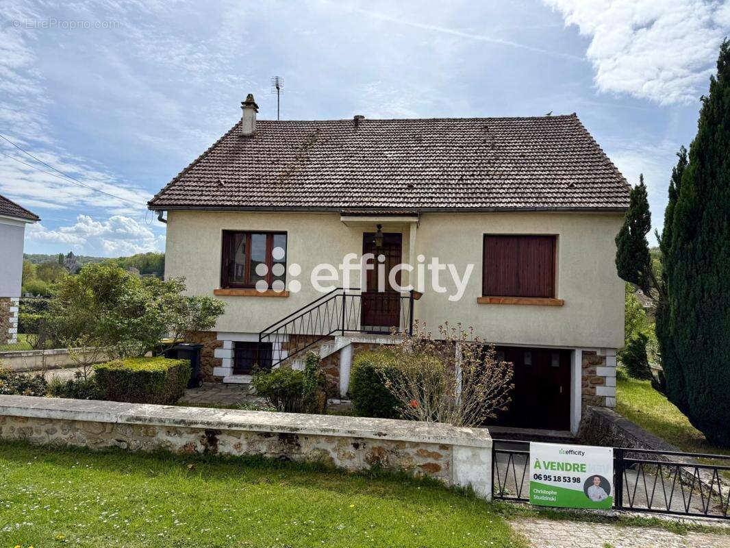Maison à NOINTEL
