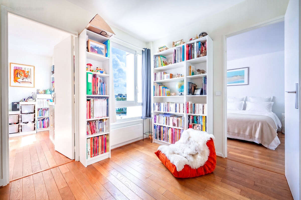 Appartement à PARIS-12E