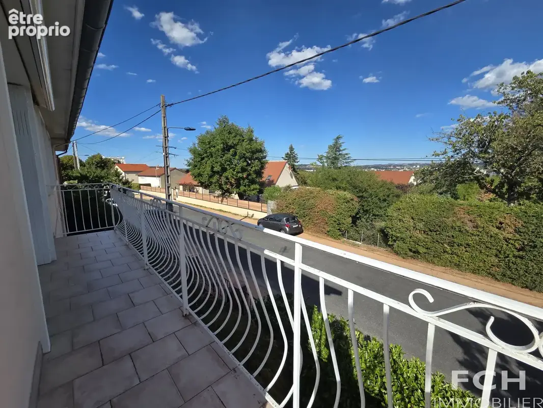 Maison avec vue dominante, 4 chambres, garage - photo 6