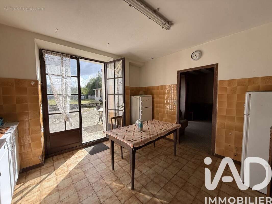 Photo 8 - Maison à LA CHAPELLE-GAUTHIER