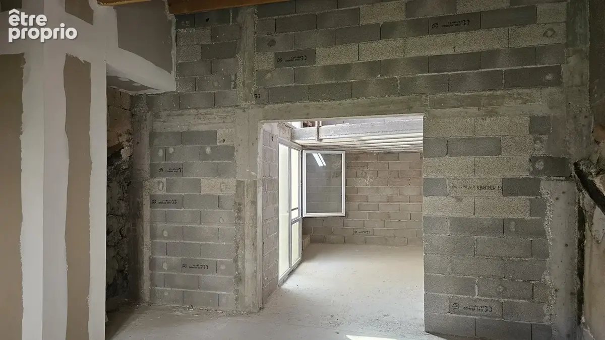Appartement Triplex 94 m2 non aménagé - photo 6