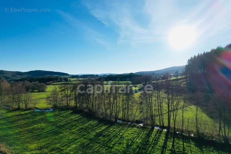 Maison à LA TUILIERE