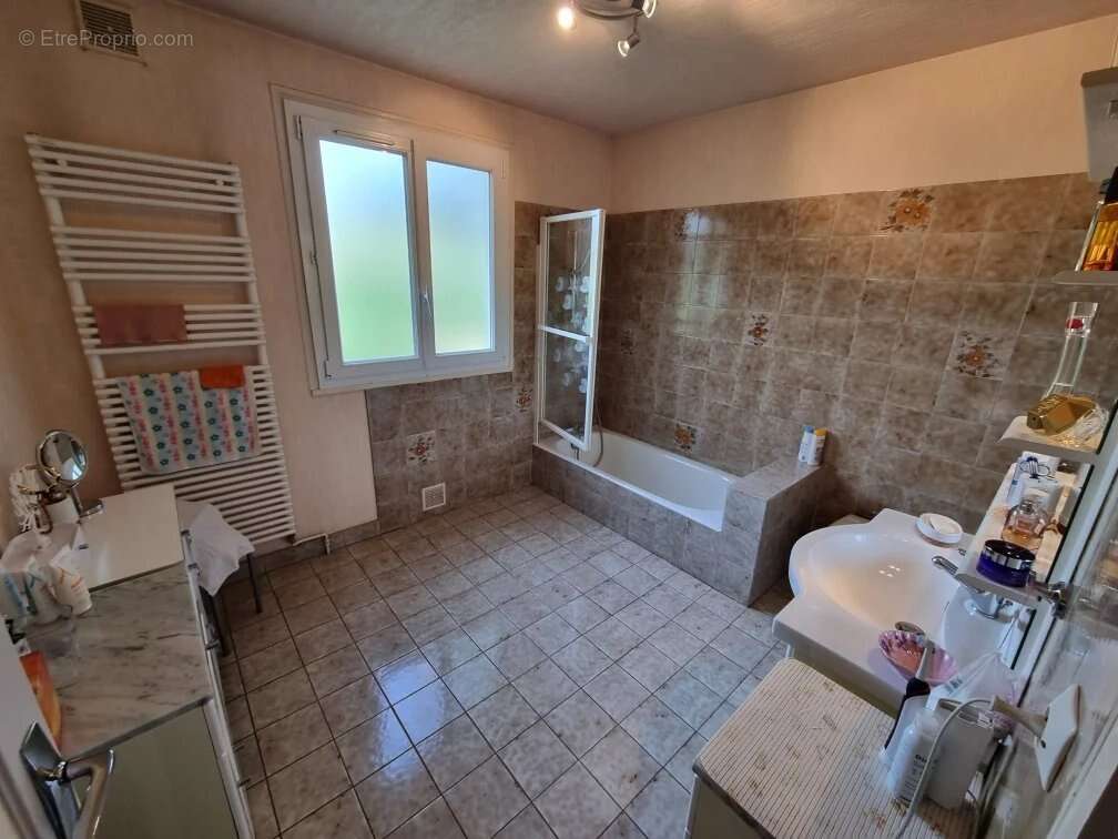 Maison à COULOMMIERS