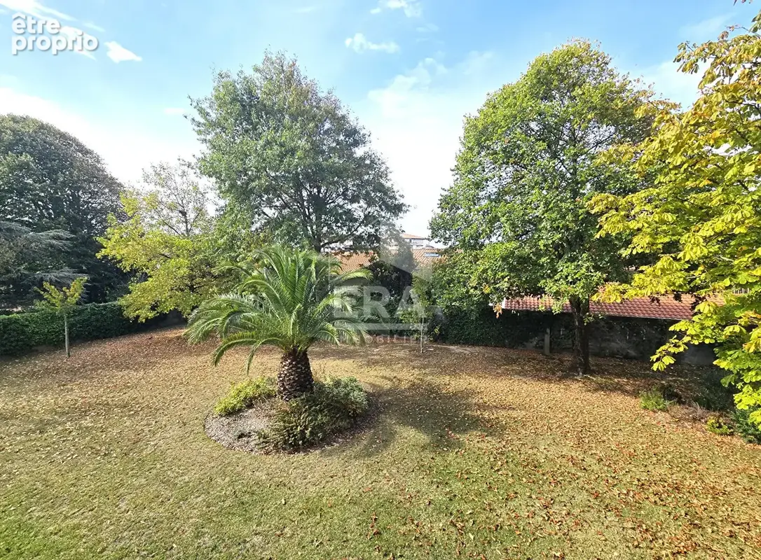 Vente - Anglet Larochefoucauld -  T1 Bis avec terrasse couverte, stationnement et cave - photo 2