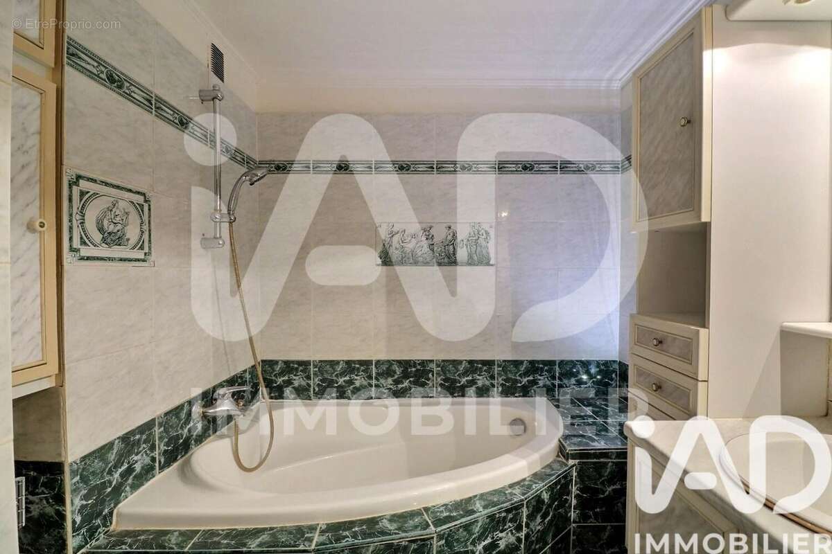 Photo 5 - Appartement à SEPTEMES-LES-VALLONS