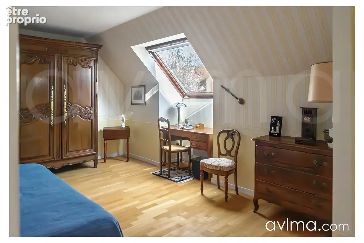Maison familiale en parfait état dans un domaine avec tennis et piscine - centre village. - photo 11