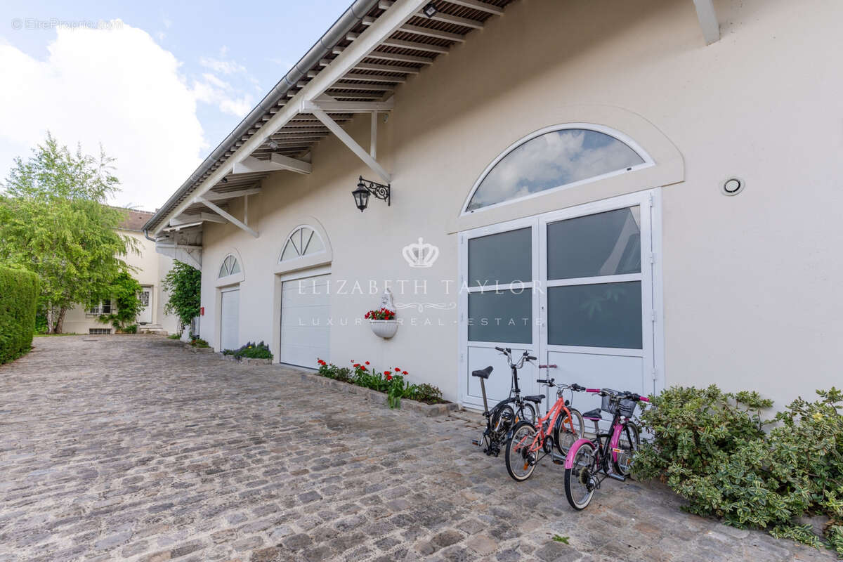 Maison à NOISY-LE-ROI