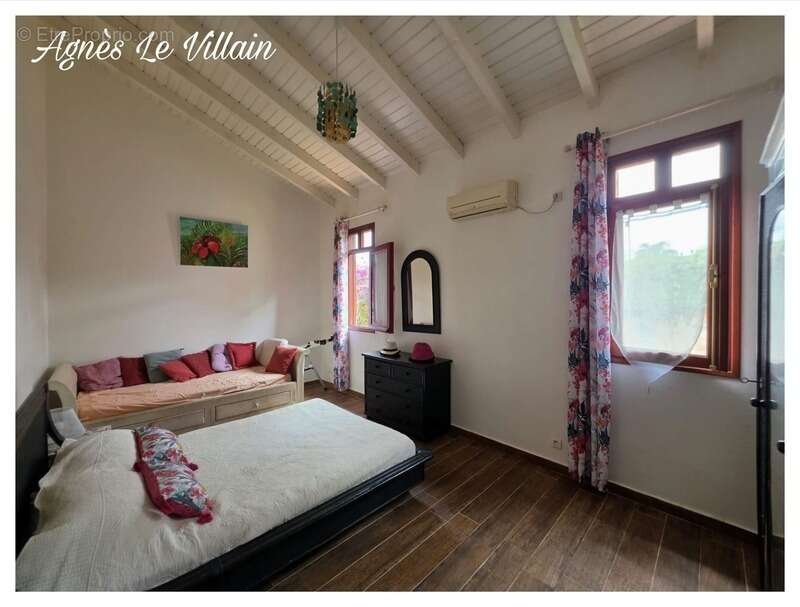 Maison à SAINTE-ROSE