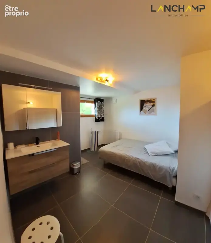 Spacieuse maison dans un cadre verdoyant - photo 20