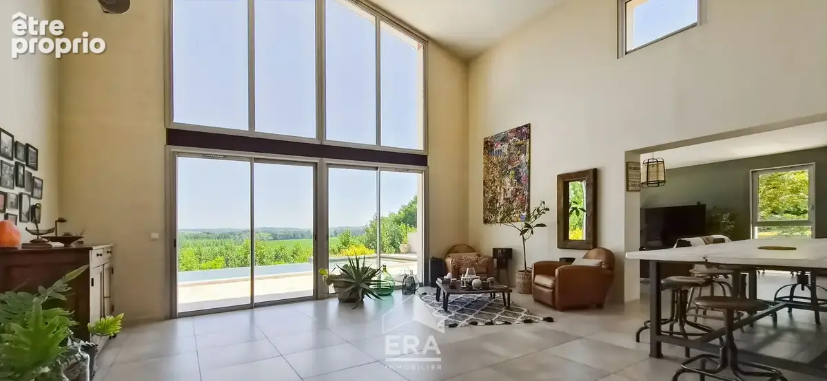 Maison 8 pièces 280 m² · à Saint-Pardon-de-Conques · 280 m² · 550 000 €