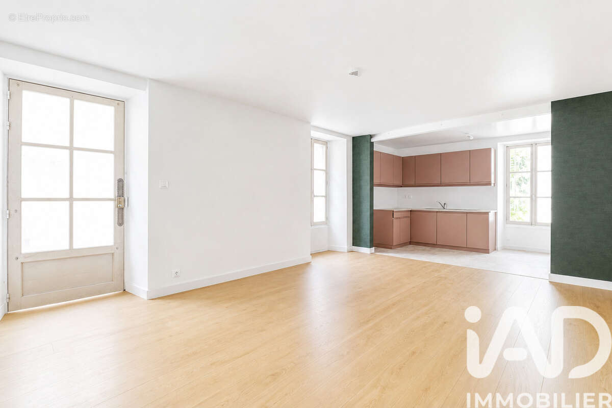 Maison 92 m² à Chantilly  - photo 2