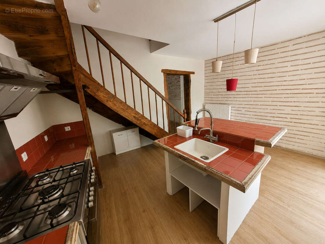 Maison à SAINTE-BAZEILLE