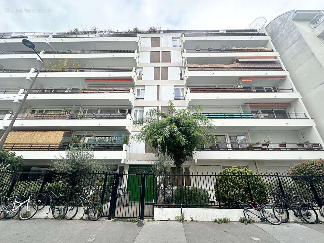 Commerce à PARIS-18E