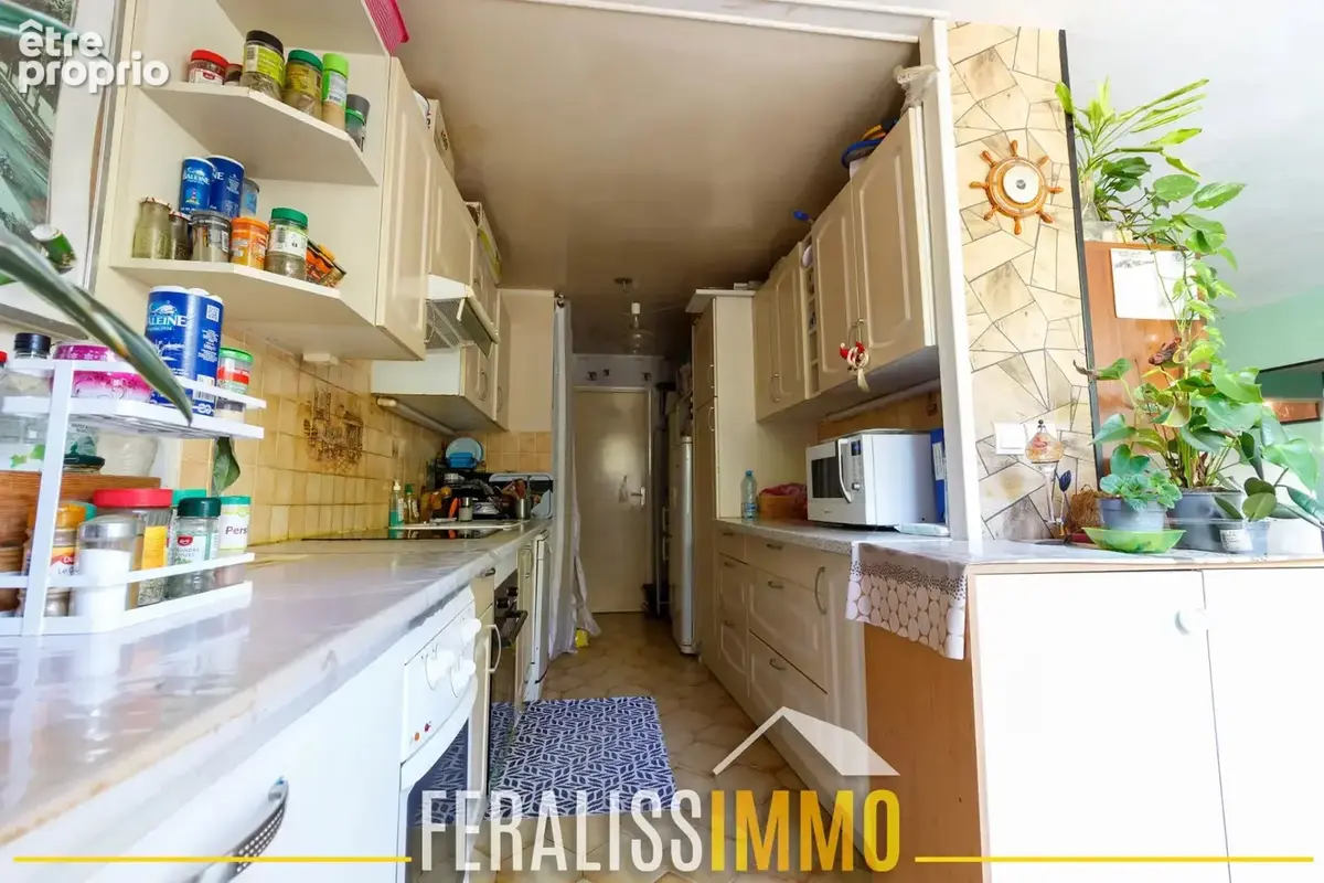 Appartement F4 avec jardin privatif et box ! - photo 5