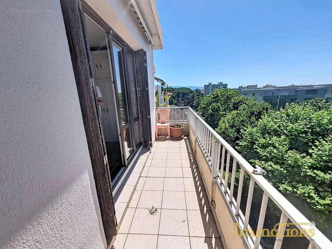 Appartement à ROMANS-SUR-ISERE
