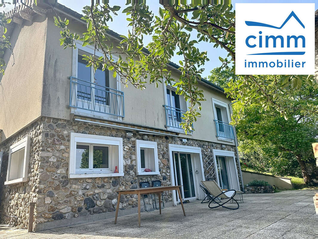 Maison à ROGNY-LES-SEPT-ECLUSES