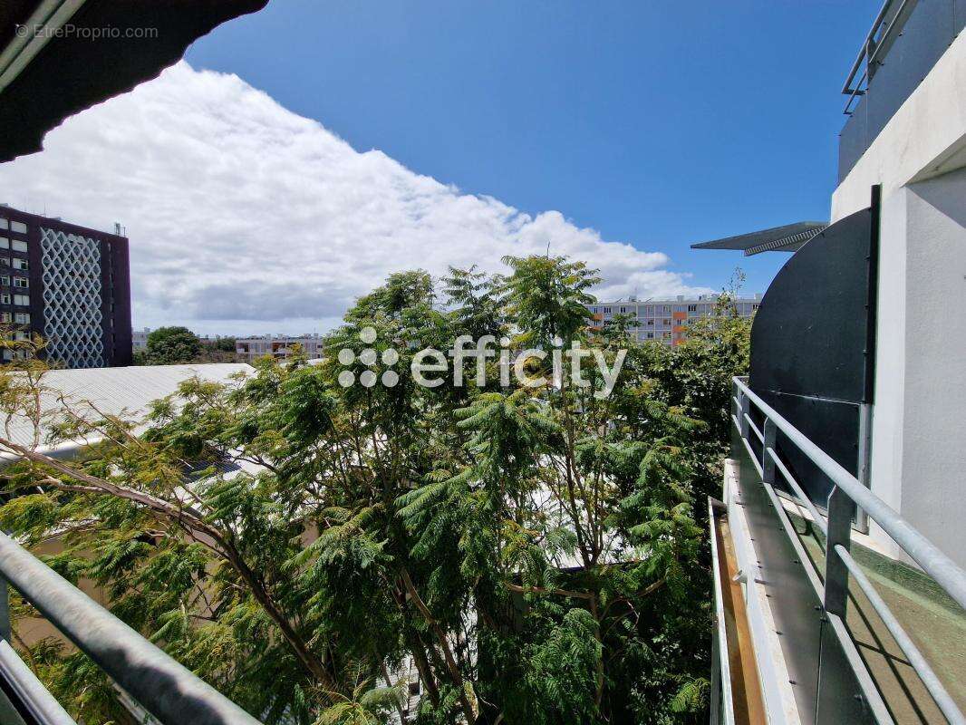 Appartement à SAINT-DENIS
