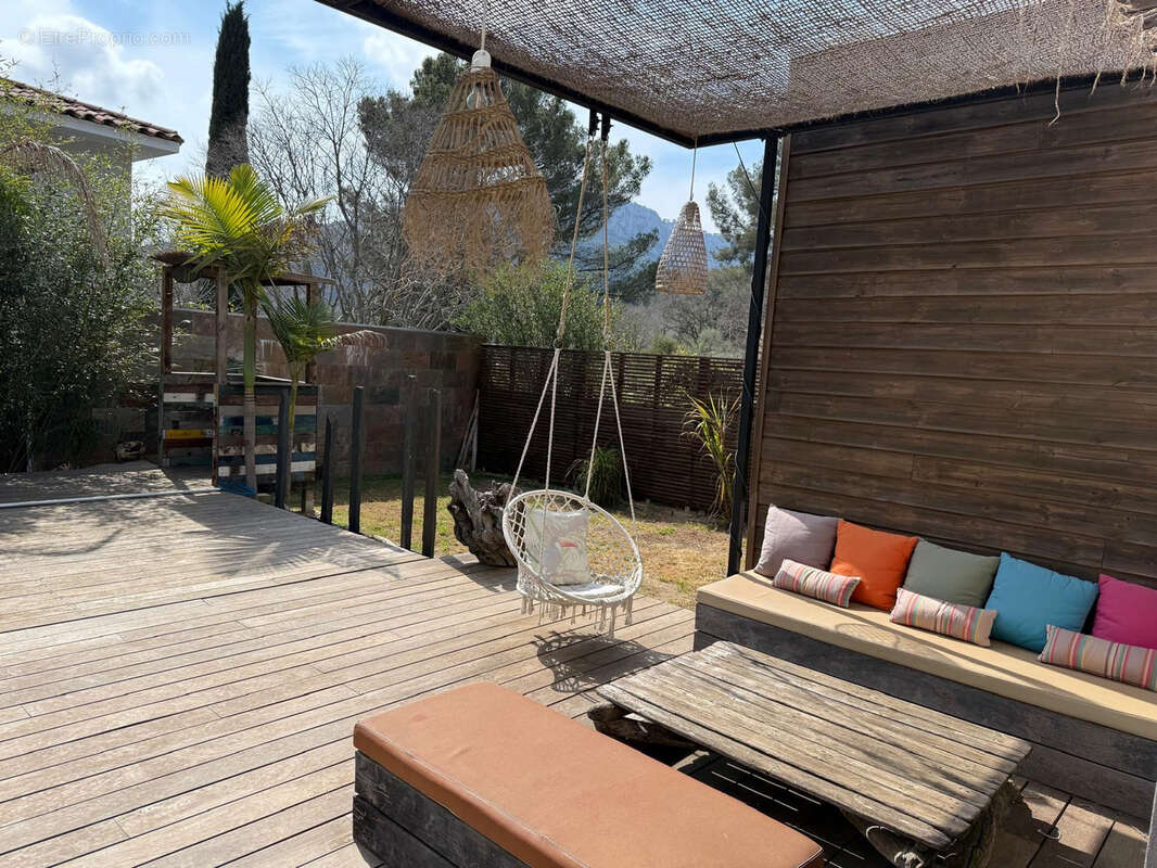 Maison à LA VALETTE-DU-VAR