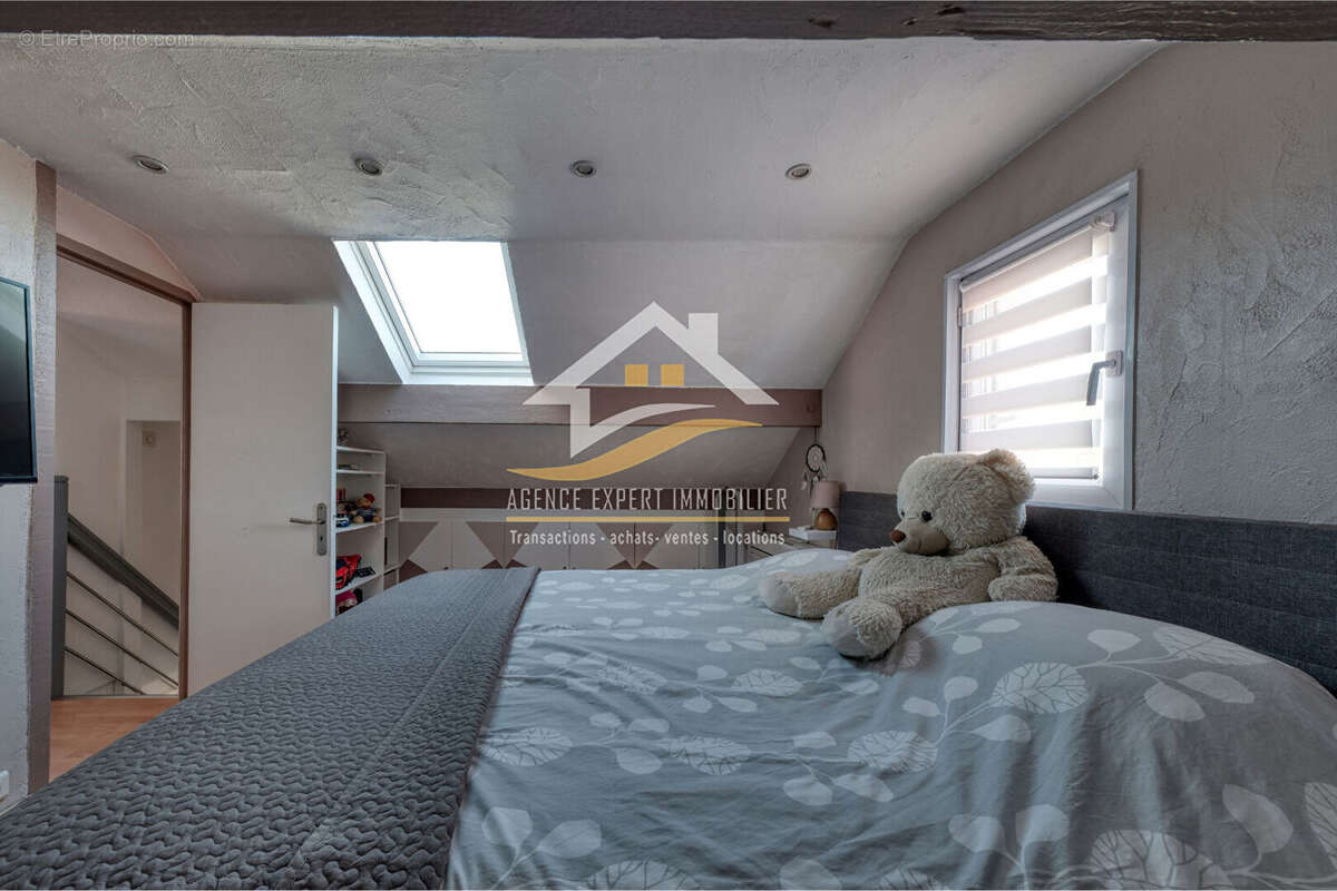 Maison à BALLAINVILLIERS