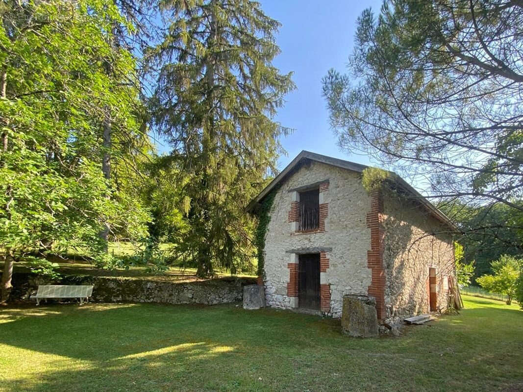 Maison à HAUTEFAGE-LA-TOUR