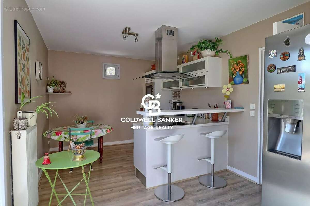 Appartement à SAINTE-FOY-LES-LYON