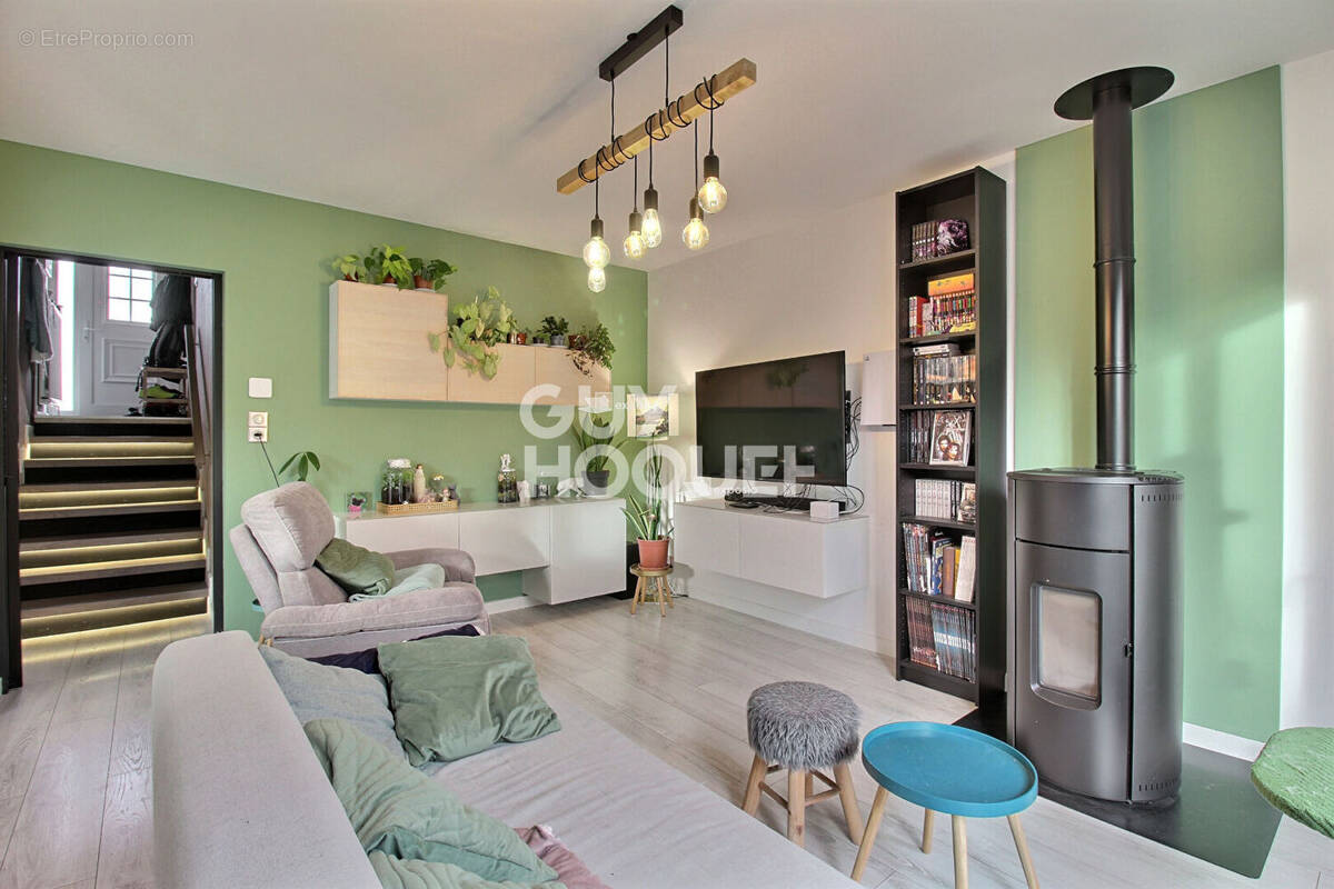 Maison à CHAMPIGNEULLES