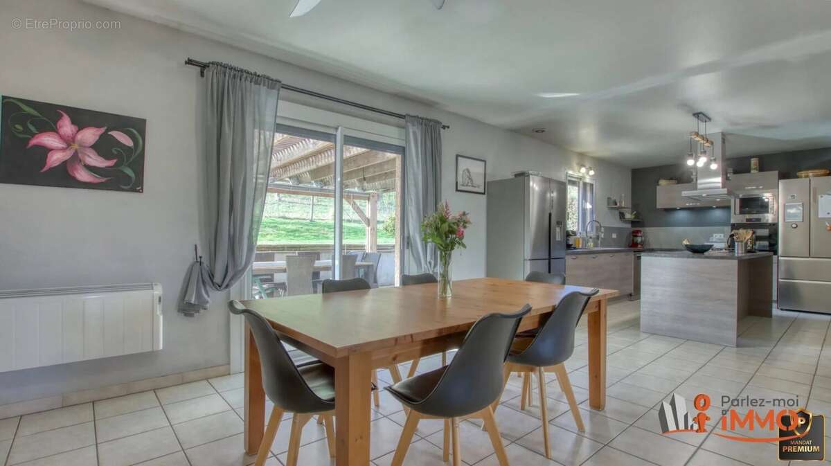 Maison à CORBELIN