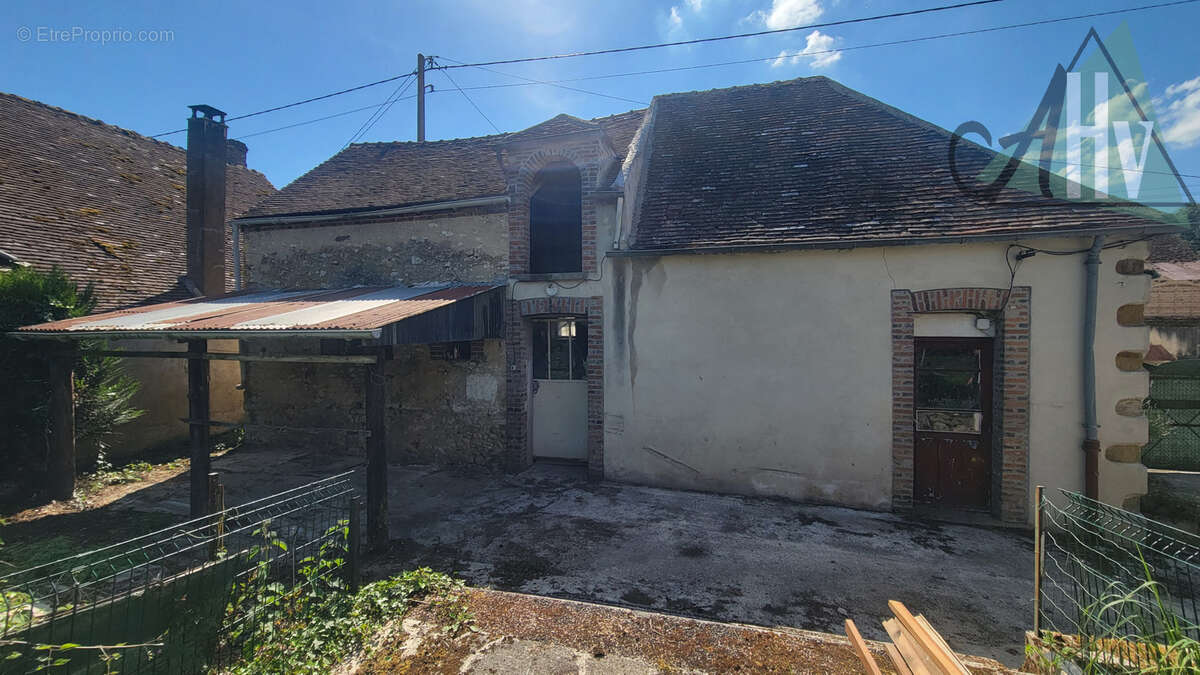 Maison à LUISETAINES
