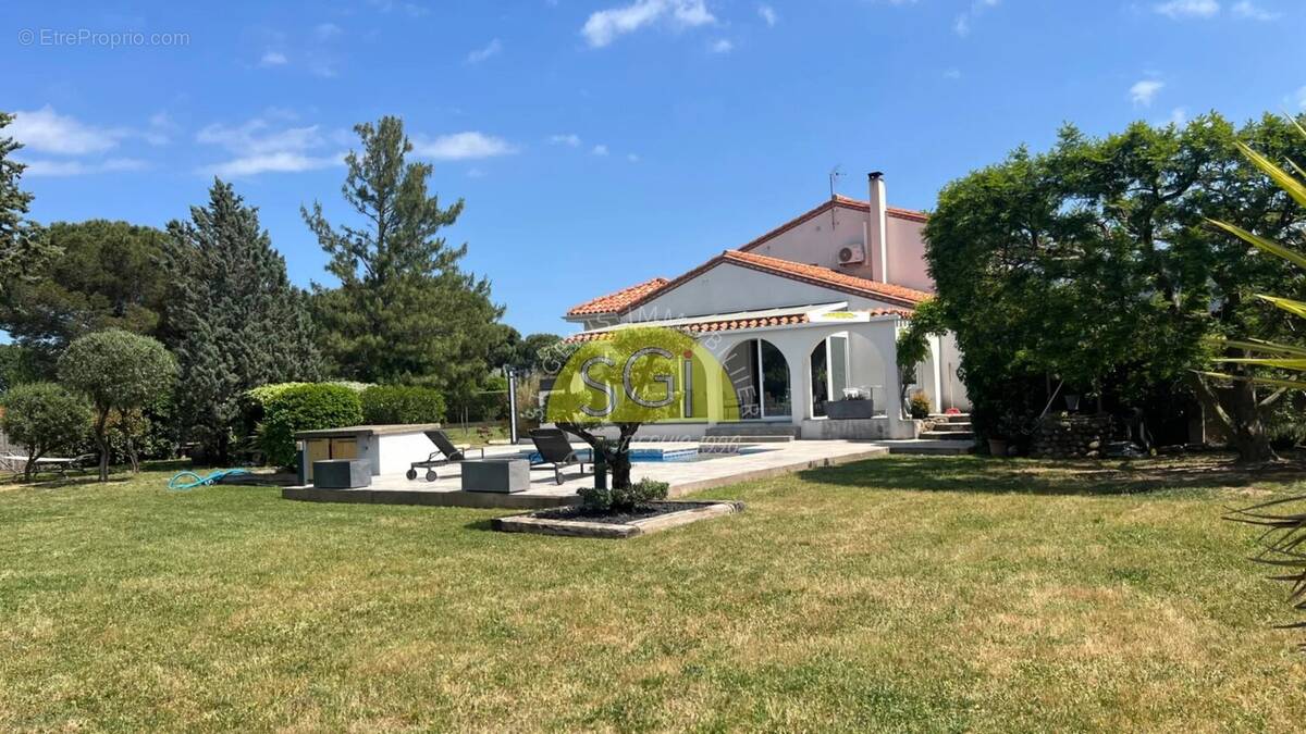 Maison à LAROQUE-DES-ALBERES