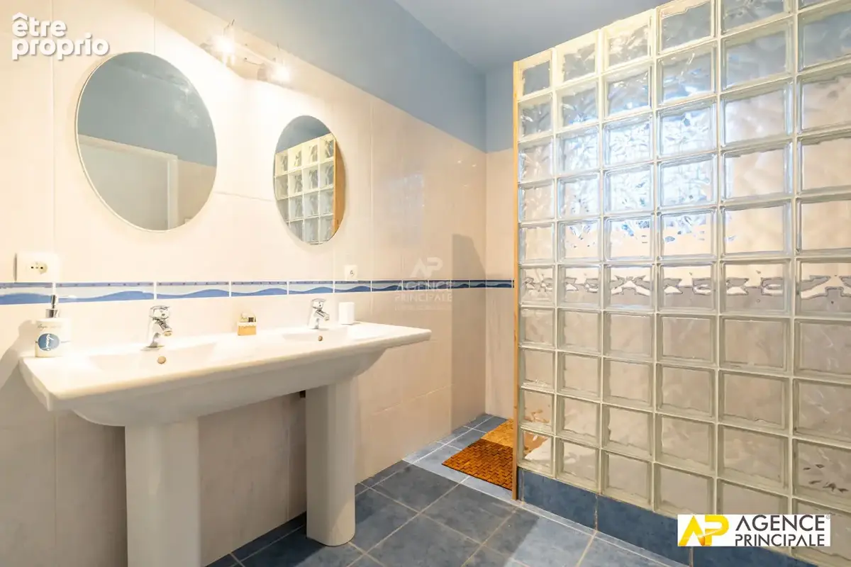 Maison Le Mesnil Le Roi 202 m2 - photo 8