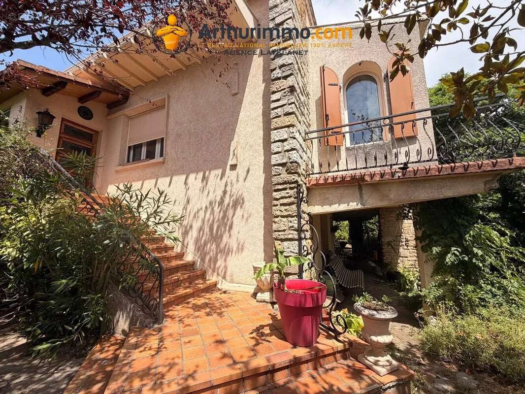 Maison 8 pièces avec jardin – lavelanet (09300) - photo 2