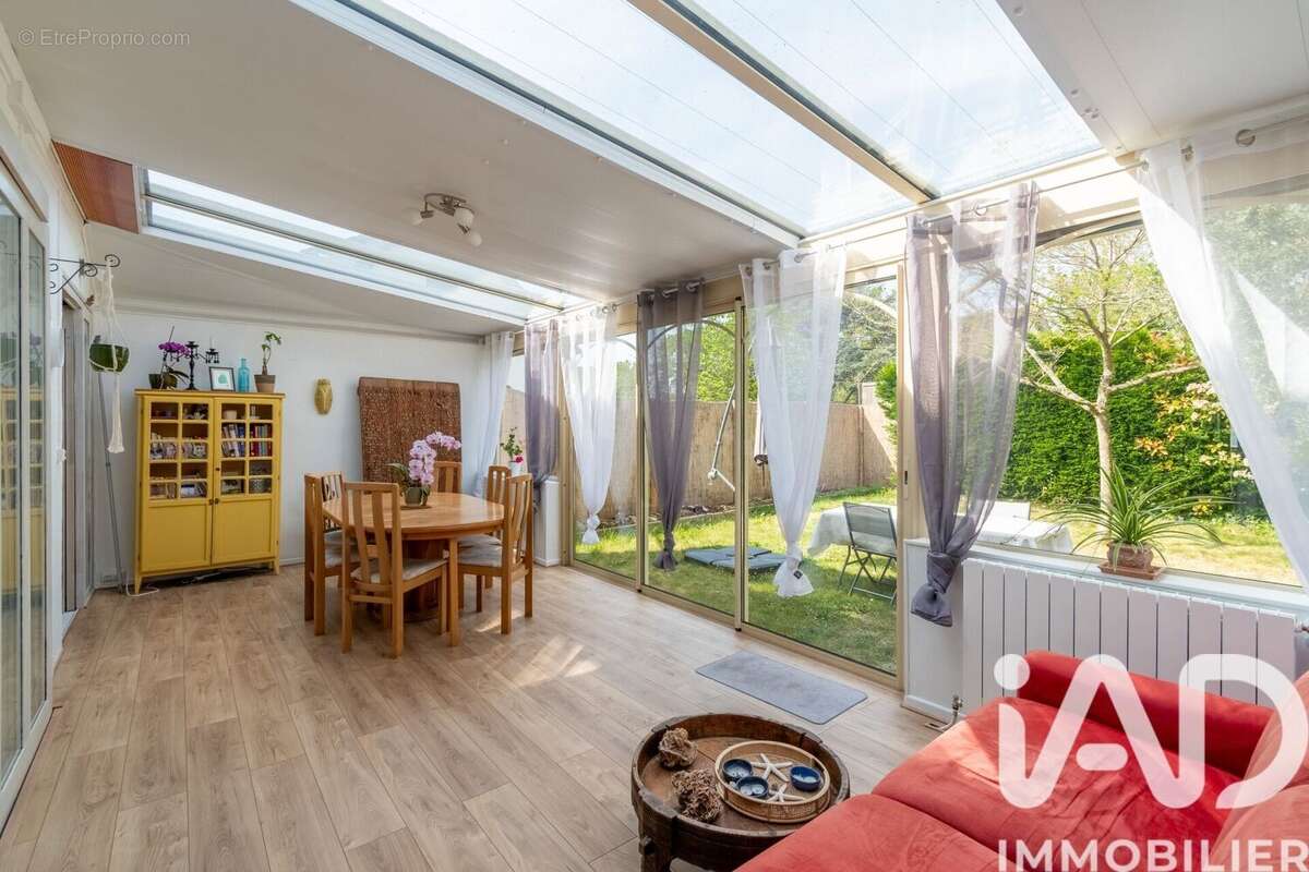 Photo 8 - Maison à OLLAINVILLE