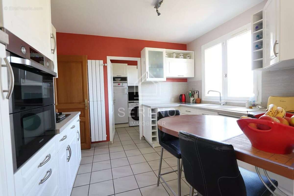 Maison à CHAMPS-SUR-MARNE