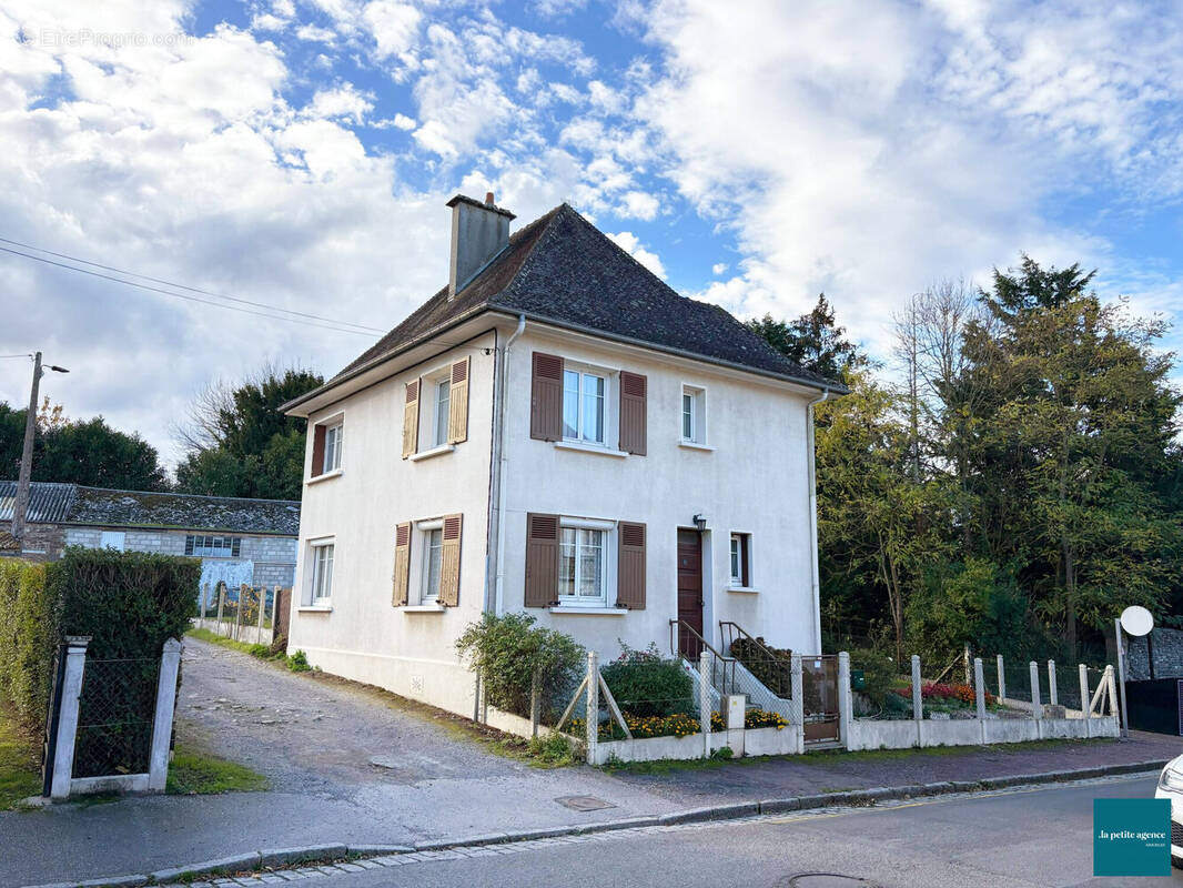 Maison à THURY-HARCOURT