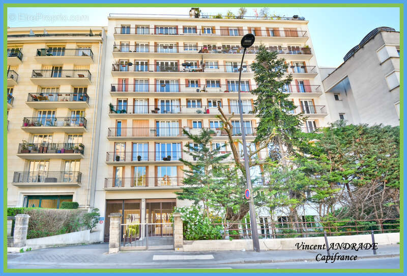 Appartement à PARIS-20E