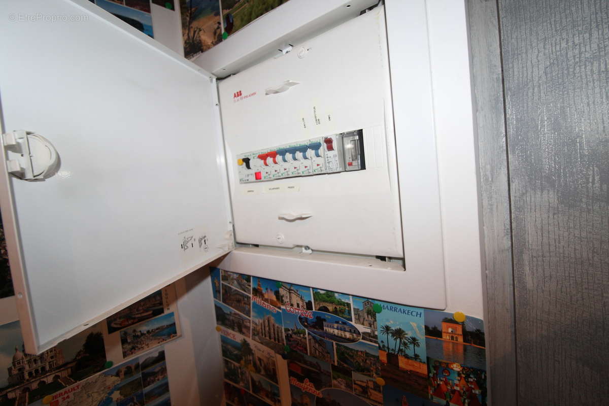 Maison à SAINT-LAURENT-DE-LA-CABRERISSE