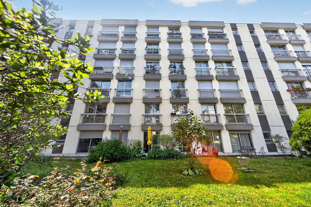 Appartement à PARIS-20E
