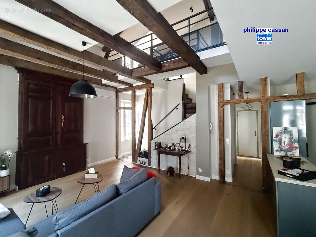 Maison à VILLEFRANCHE-DE-ROUERGUE