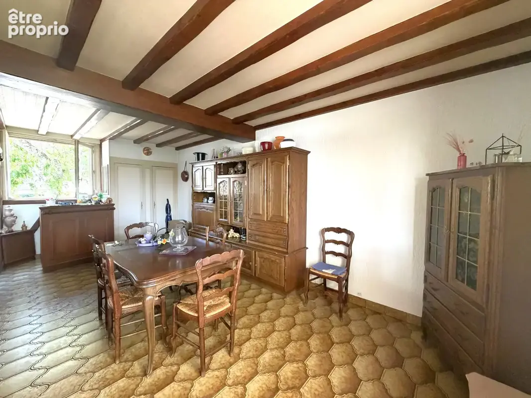 Maison ancienne 4 chambres A13 à 3 mn toutes commodité à pied - photo 5