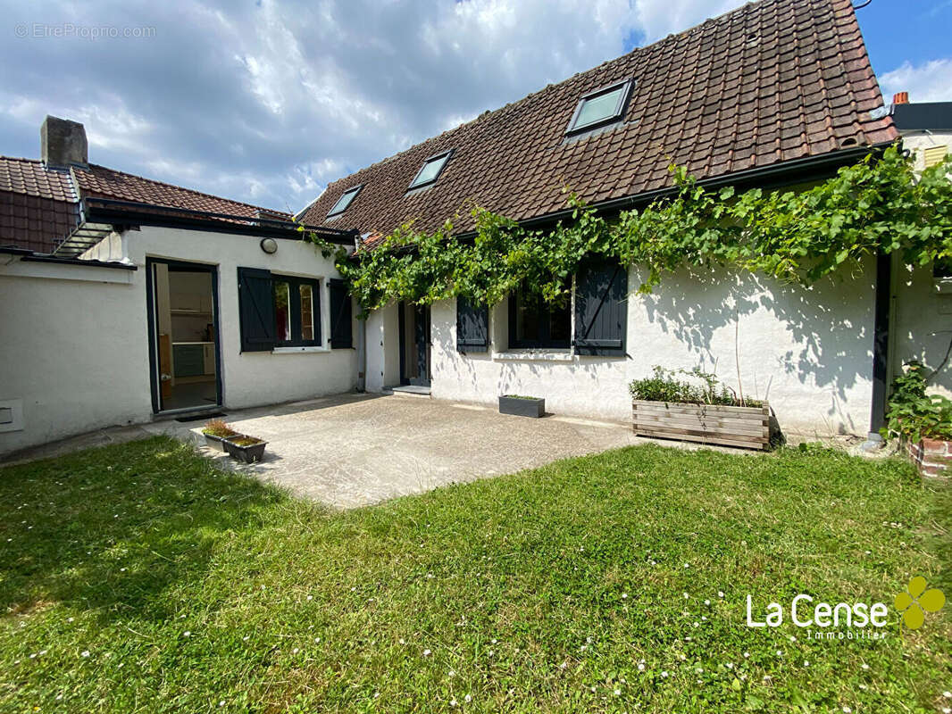 Maison à SAINGHIN-EN-MELANTOIS