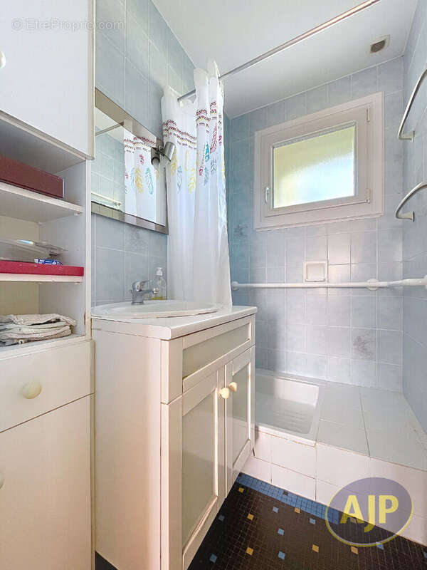 Maison à SAINT-PERREUX