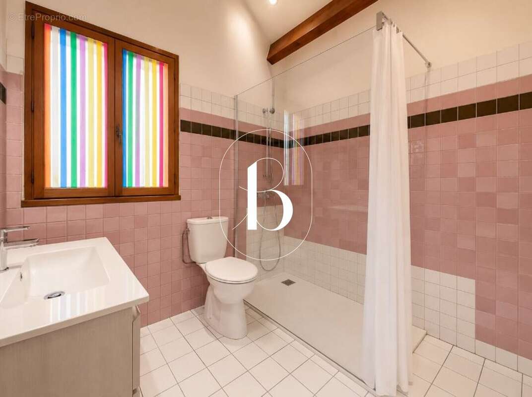 Maison 135 m² à Goudargues  - photo 17