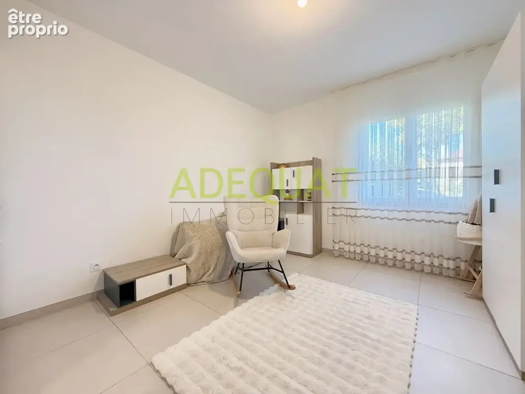 Cessieu / maison individuelle / 2 logements/ ideal bi-famille / 7 chambres / terrasses / cave / terrain de 202 - photo 18