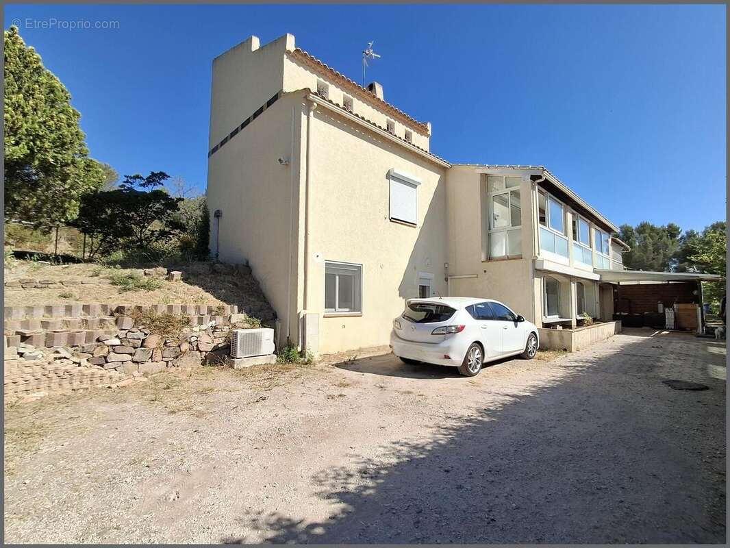 Photo 2 - Maison à LA CRAU