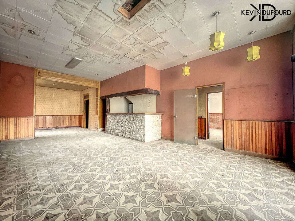 Commerce à VALS-LES-BAINS