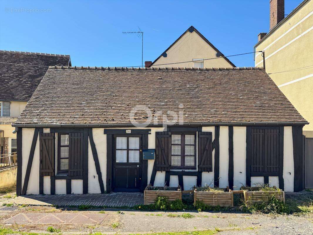 Maison à LA NEUVE-LYRE
