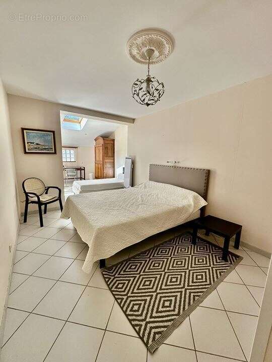 Maison 180 m² à Soulac-Sur-Mer  - photo 5