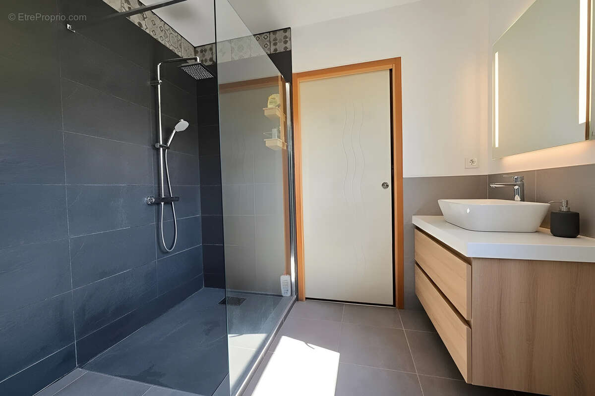 Appartement à SCIEZ